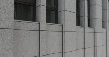 宁波芝麻灰外墙干挂石材及施工注意事项