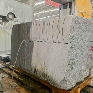 宁波 602，大花芙蓉白，绳锯加工弧形路沿石