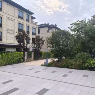 宁波 芝麻白与芝麻白搭配铺装，尺寸1200*600