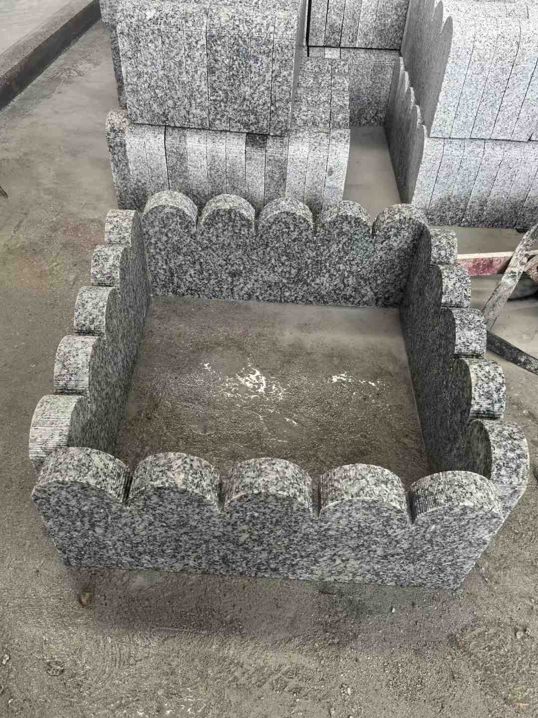 宁波 花边石、花坛围栏石、花池界石、菜园栅栏石、镶边石、波浪状界石介绍