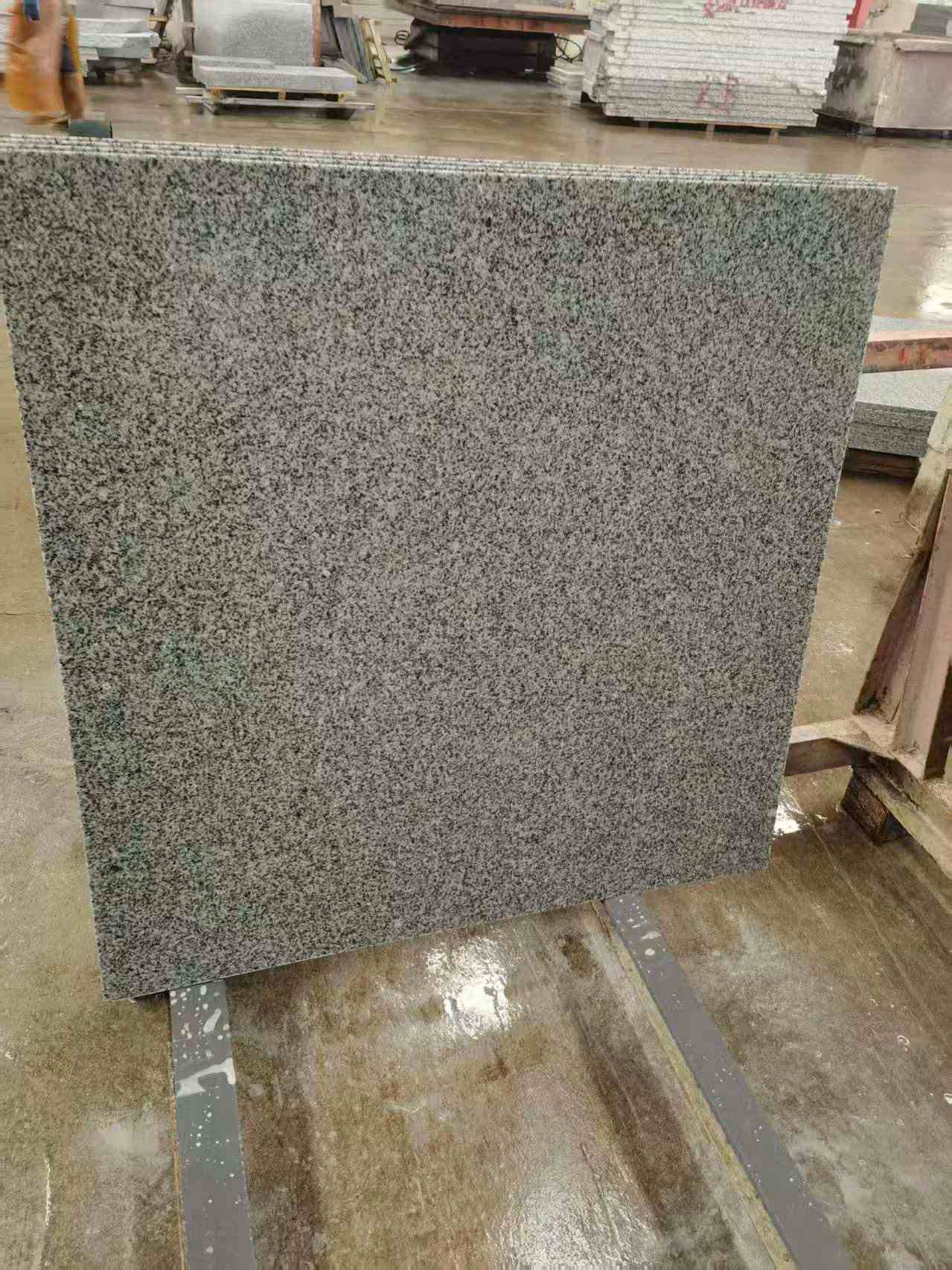 宁波 芝麻白光面900*900，高地铁标准