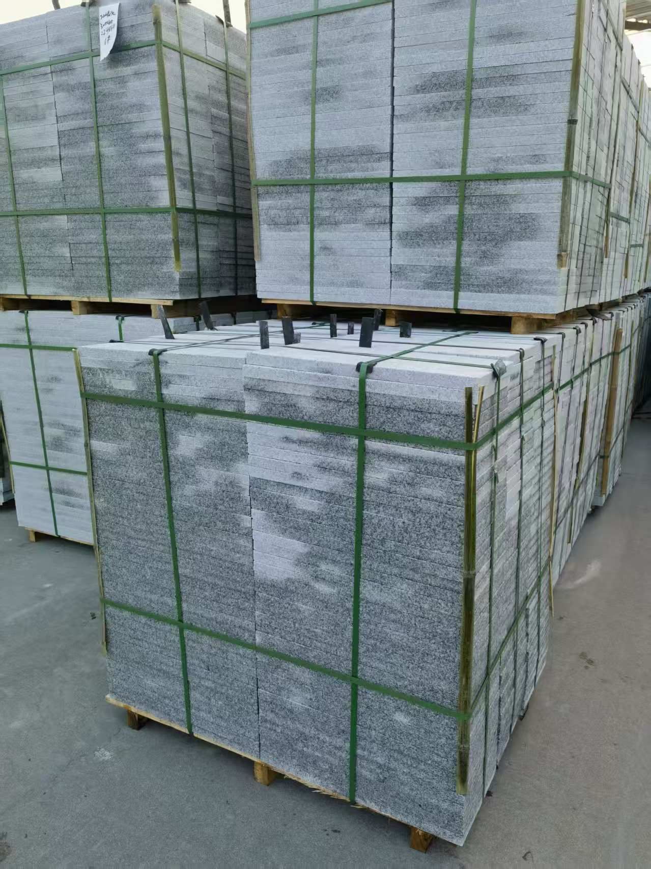 宁波 芝麻白地铺石材