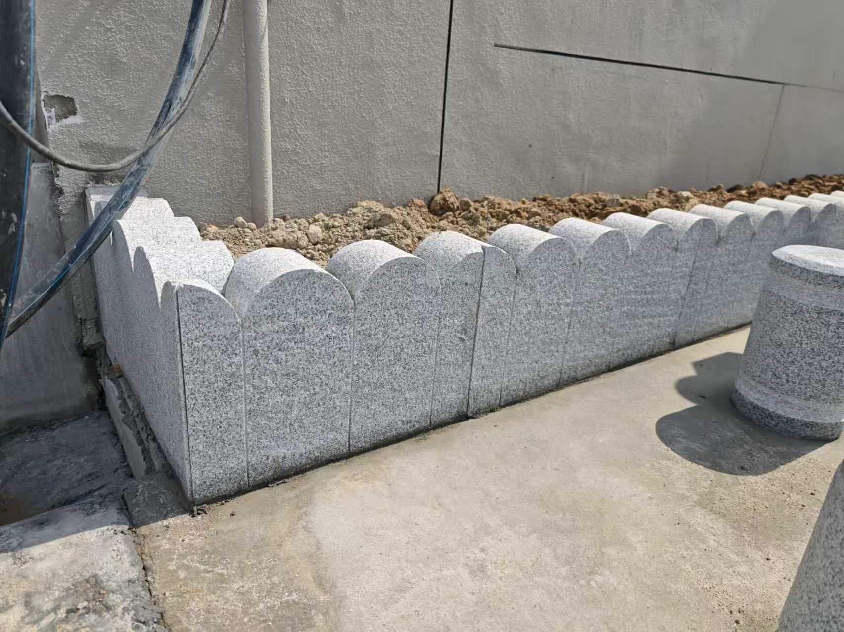 宁波 芝麻白花岗岩花边石铺装效果图